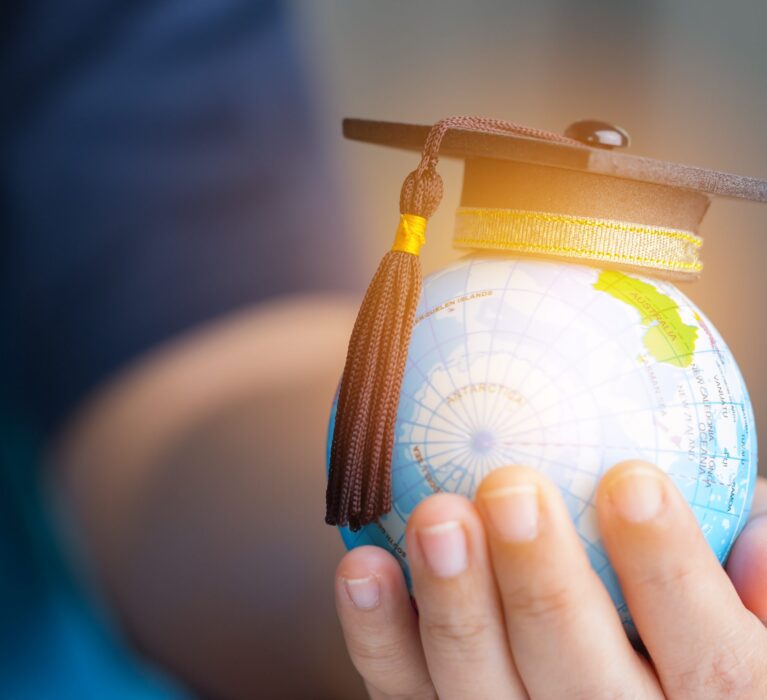 Municipiul Mediaș investește în educație