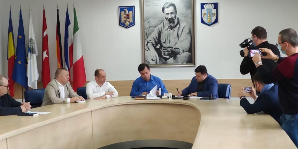 Primăria Târgu Jiu modernizează transportul în comun din muncipiu