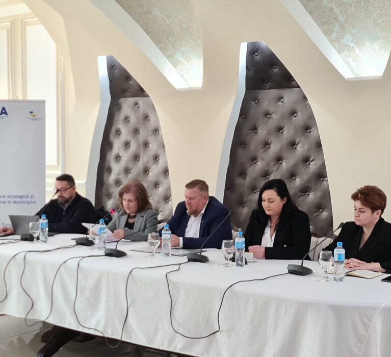 Municipiul Câmpia Turzii marchează, astăzi, trei premiere, în ceea ce privește activitatea administrației publice locale