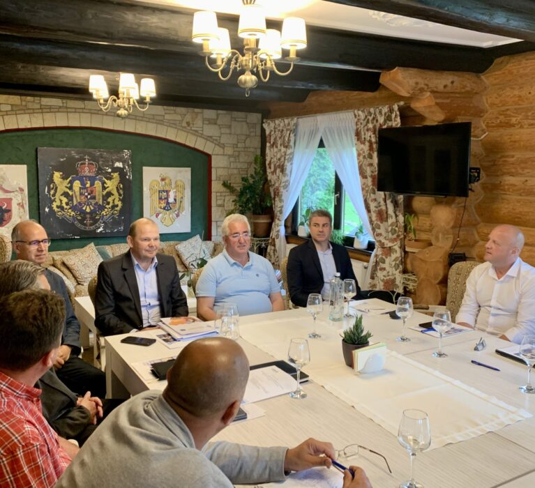 Întâlnire de lucru a conducătorilor Direcțiilor de Poliție Locală din municipiile zonei Nord-Est