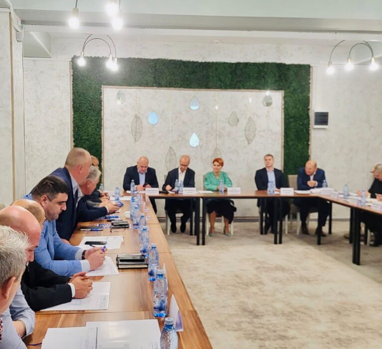 Ședința Biroului de coordonare a Corpului profesional al conducătorilor de Poliție Locală din cadrul municipiilor membre AMR/ 26-27 octombrie/ Craiova