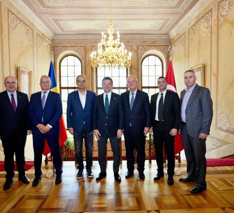 Întâlnire între primarul Istanbulului și primarii municipiilor Buzău și Constanța – membri AMR
