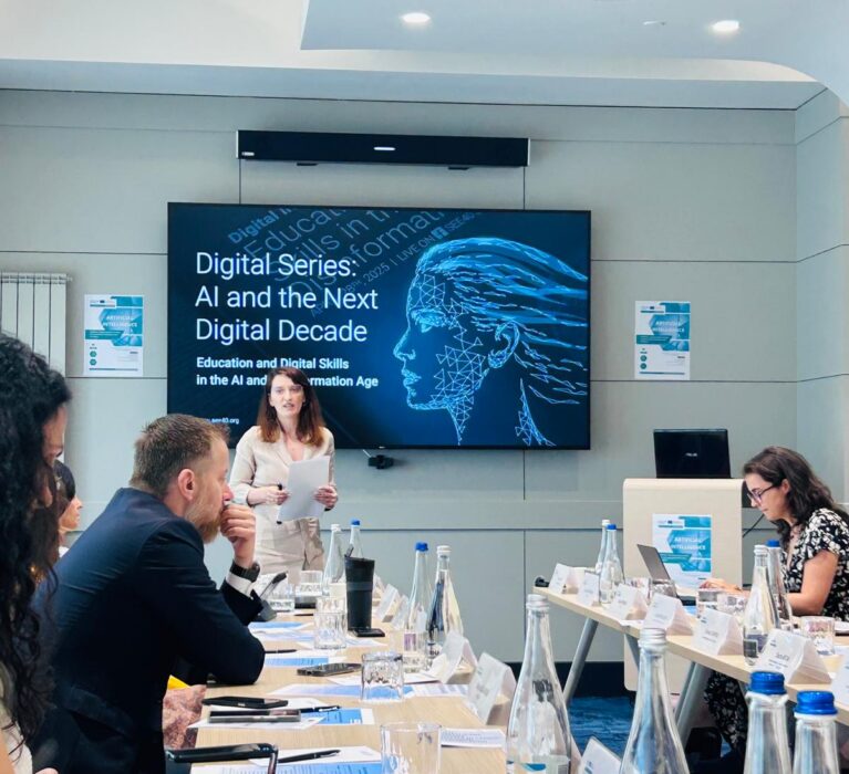 Seminar de promovare și dezbatere – AI4Citizen